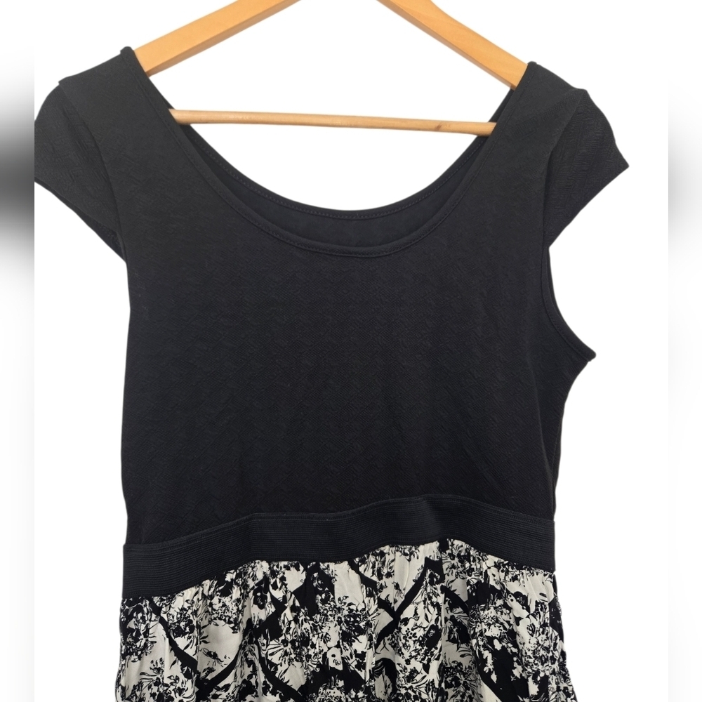 Xhilaration Black Top with White Patterned Pants Jumpsuit Size Large - Picture 6 of 6